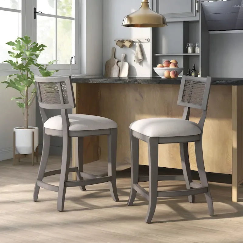 Chaise de comptoir à dossier en bois