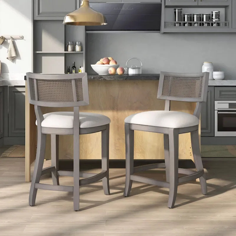 Chaise de comptoir à dossier en bois