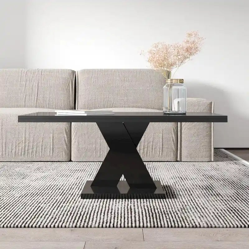 Table basse moderne avec finition laquée brillante