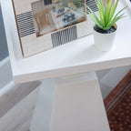Table d'appoint contemporaine
